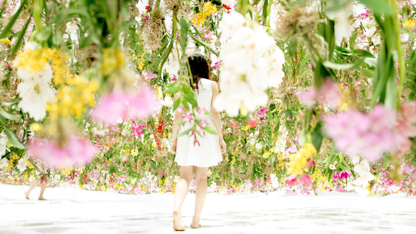 Floating Flower Garden, или интерактивный цветник от TeamLab