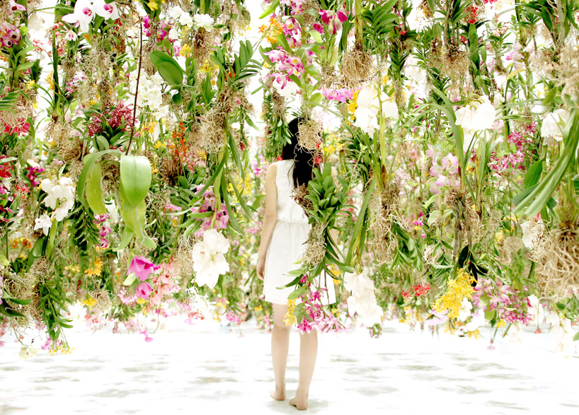 Floating Flower Garden, или интерактивный цветник от TeamLab