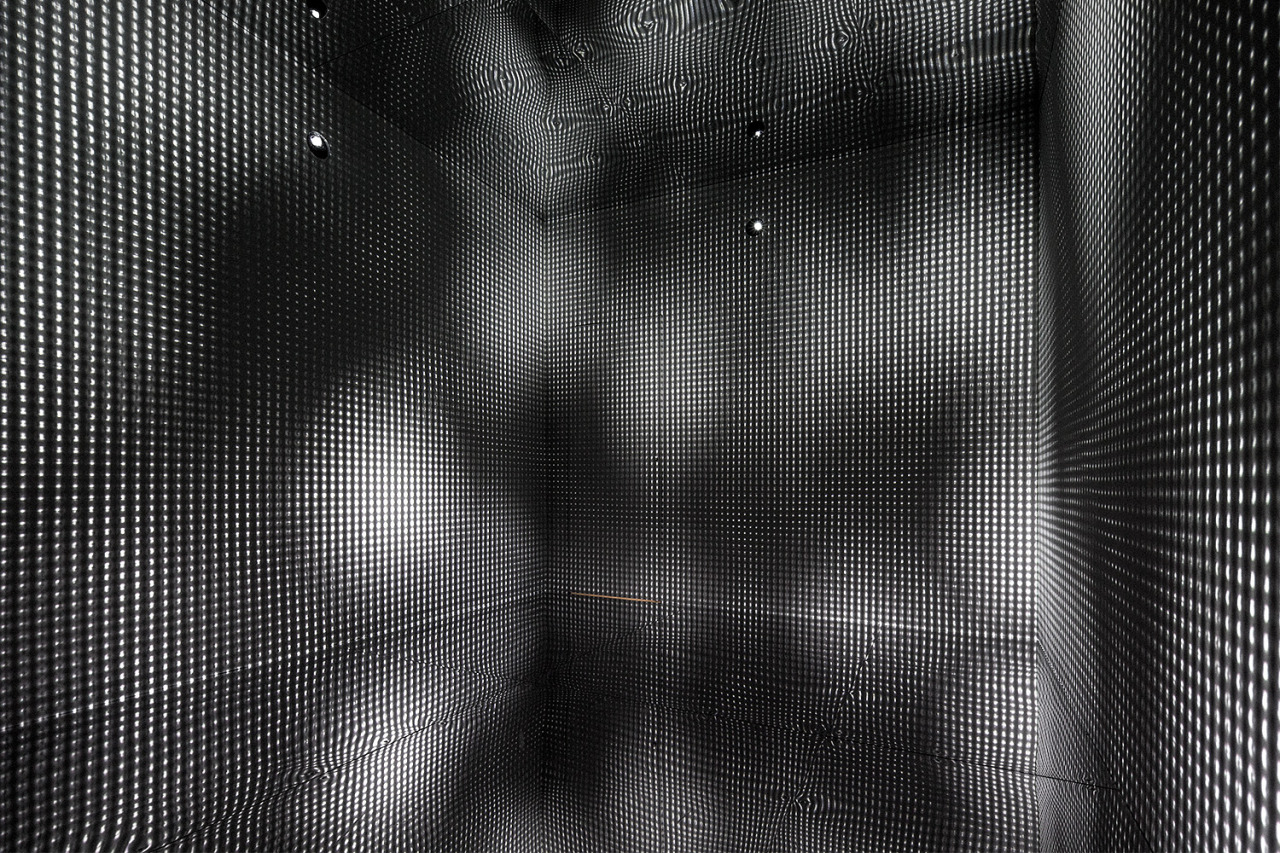 InfinityRoom -динамическая арт инсталляция со смыслом
